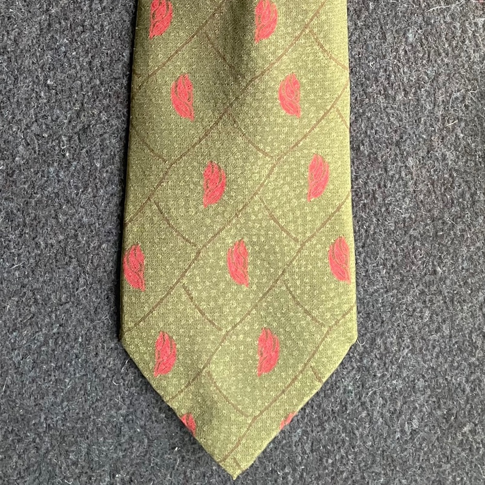 Giorgio Armani Men's Silk Neck Tie